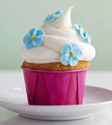 Buttermilk Cupcakes with Sour Cream Frosting 