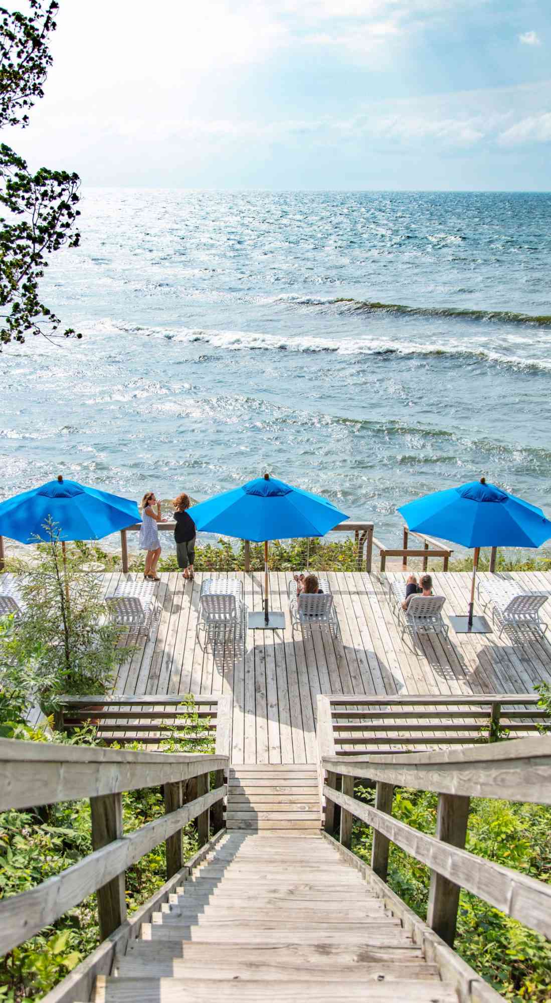 Lake Shore Resort overlooking Lake Michigan
