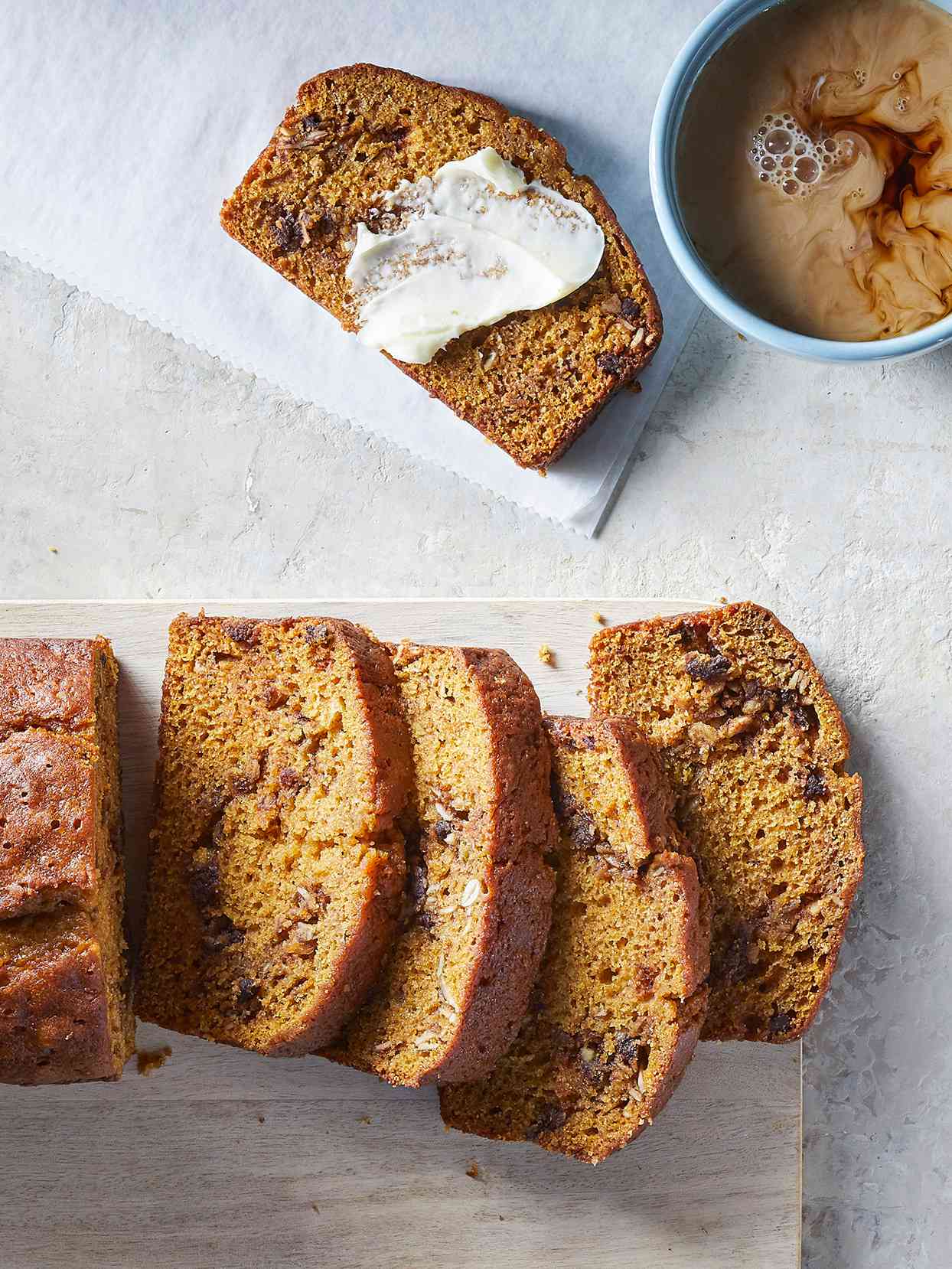 <p>With its ripple of chocolate, cinnamon and toasted pumpkin seeds (and browned butter in the batter!), this pumpkin bread is an indulgent afternoon treat.</p>
                          