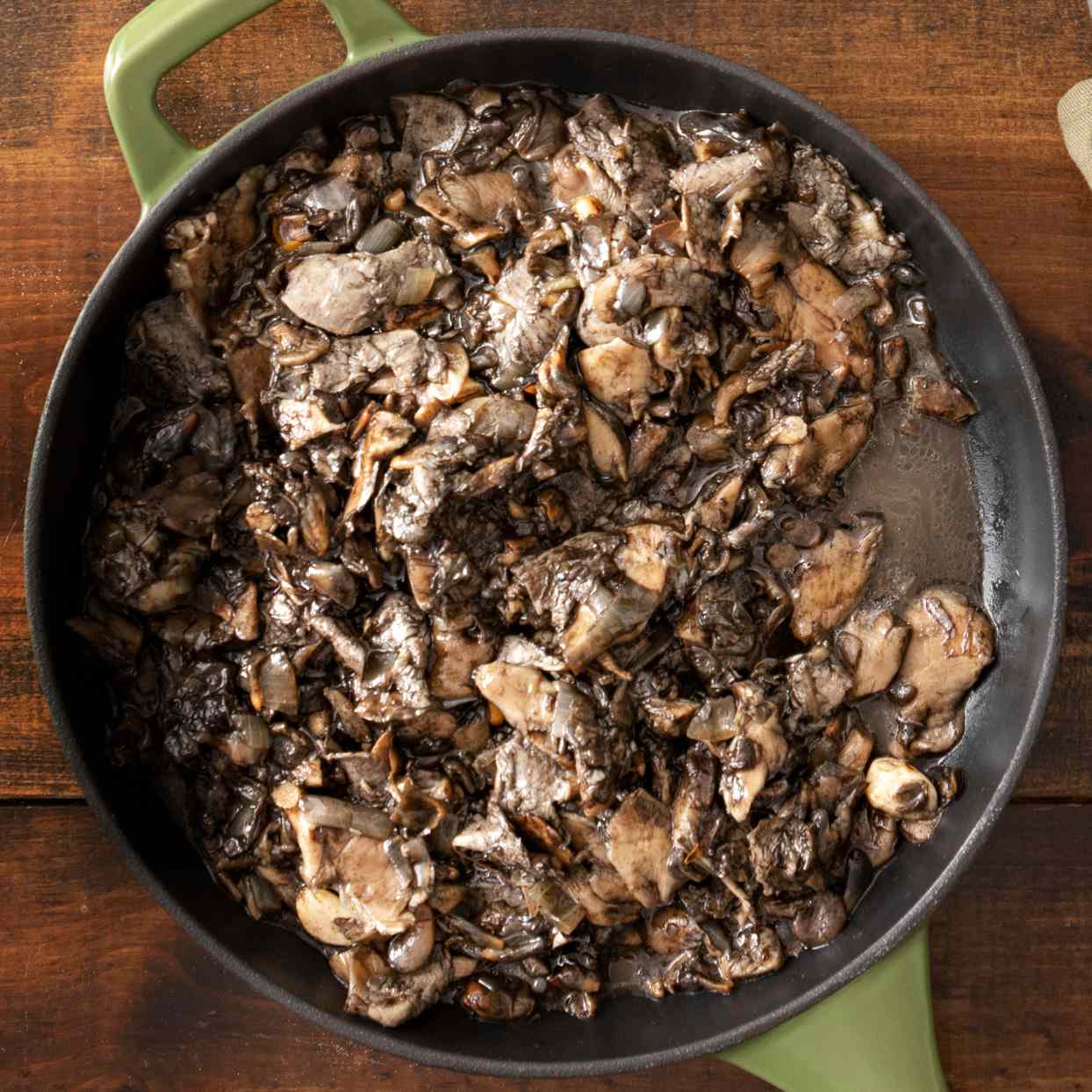 Roasted Mushrooms con Queso Tamales