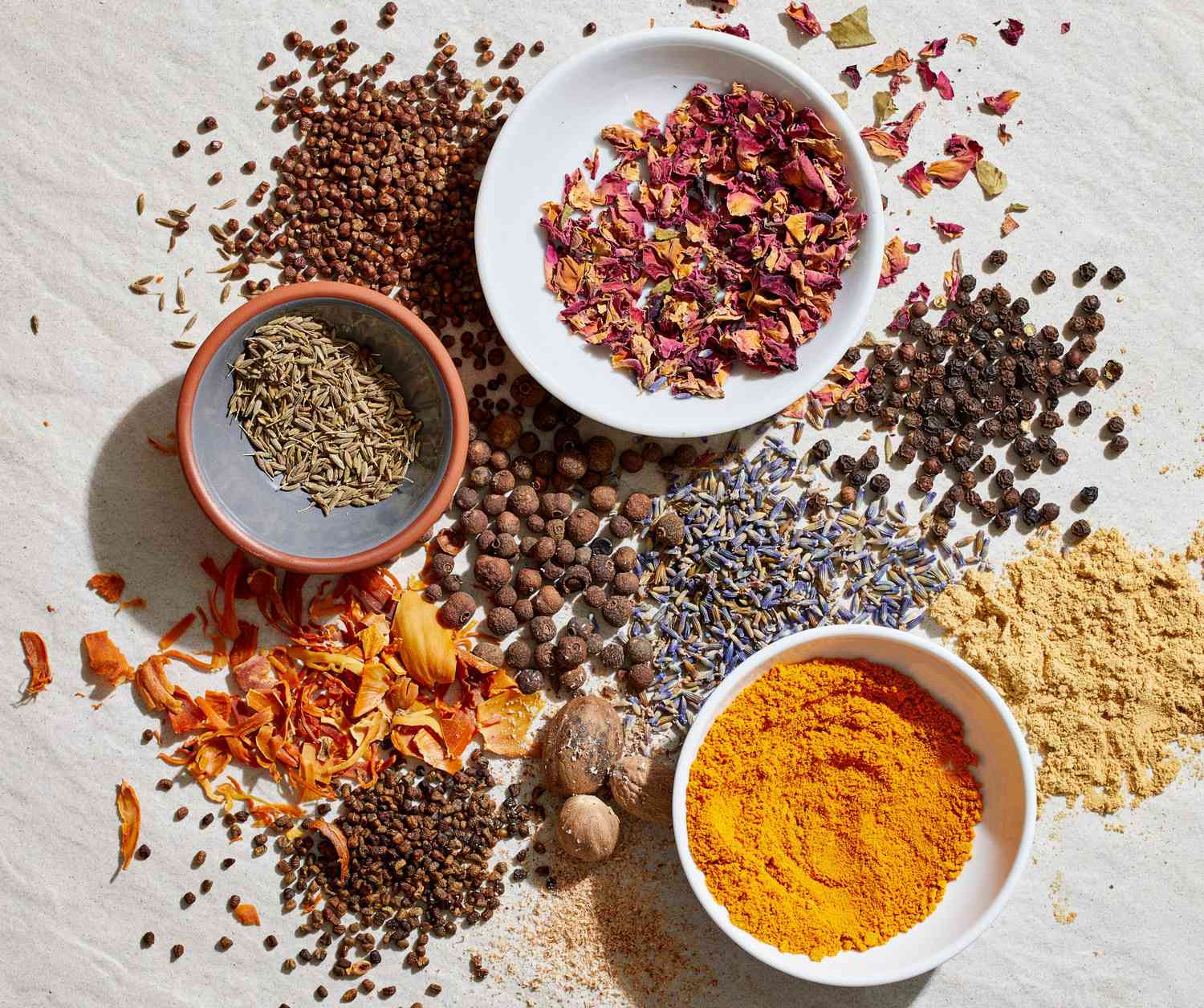 Curry and spice blend in bowls