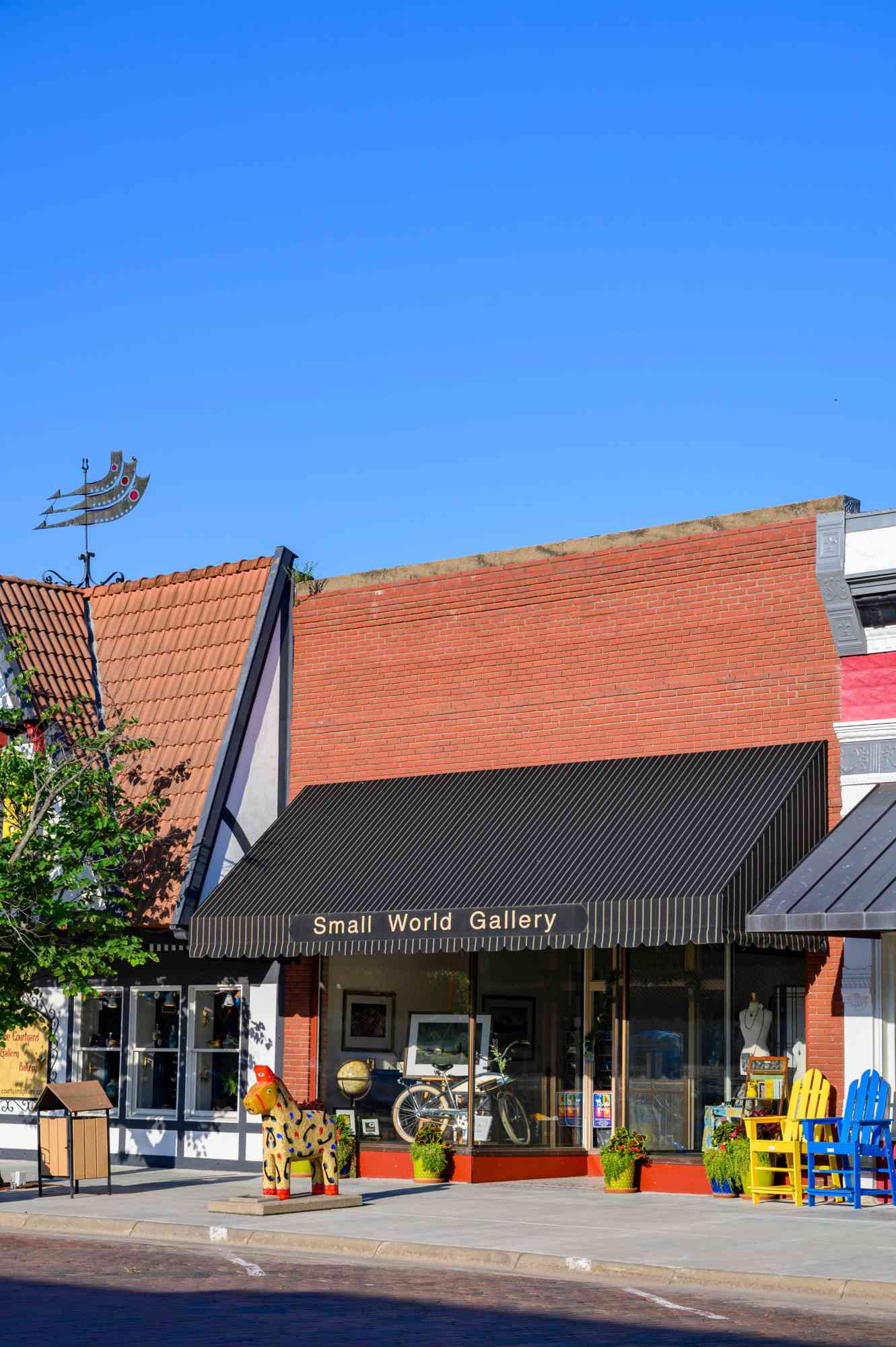 Small World Gallery, Lindsborg, Kansas