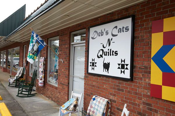 Deb&rsquo;s Cats N Quilts