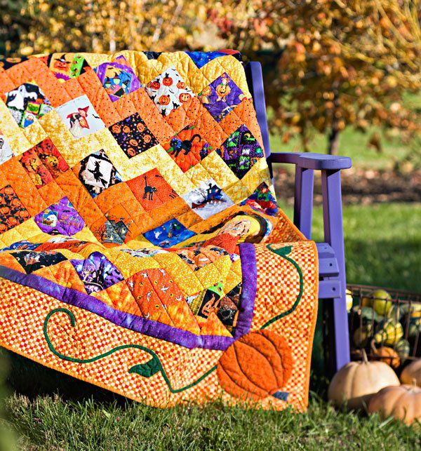 "I Spy Halloween" is a Free Halloween Quilt Pattern designed by Lila Taylor Scott from American Patchwork & Quilting!