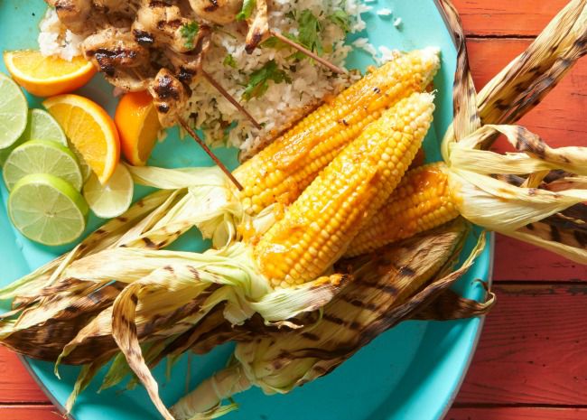 Grilled corn with limes