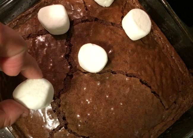 Topping Brownies with Marshmallows