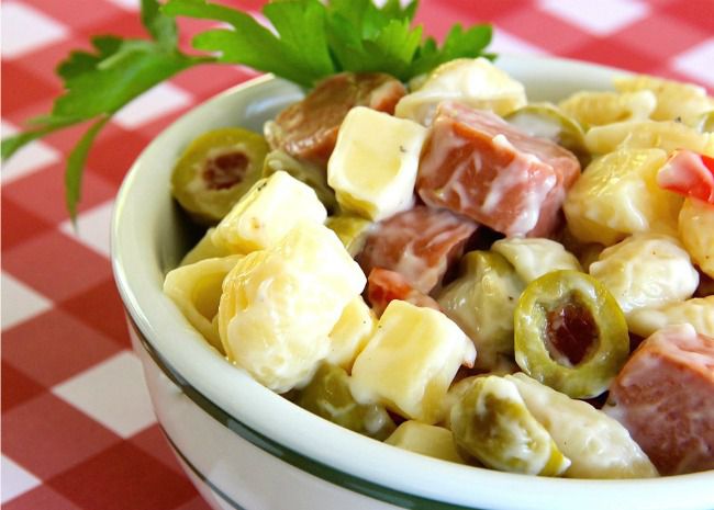 Cold Macaroni Salad with Hot Dogs