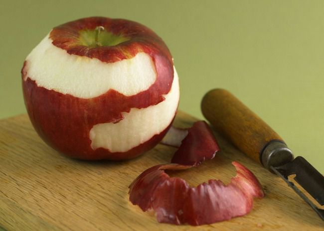 peeling a cortland apple