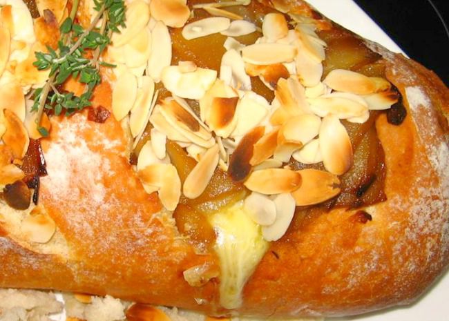 Baked Brie with Caramelized Pears, Shallots and Thyme