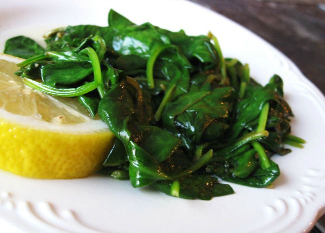 Buttery Lemon Spinach from the Microwave