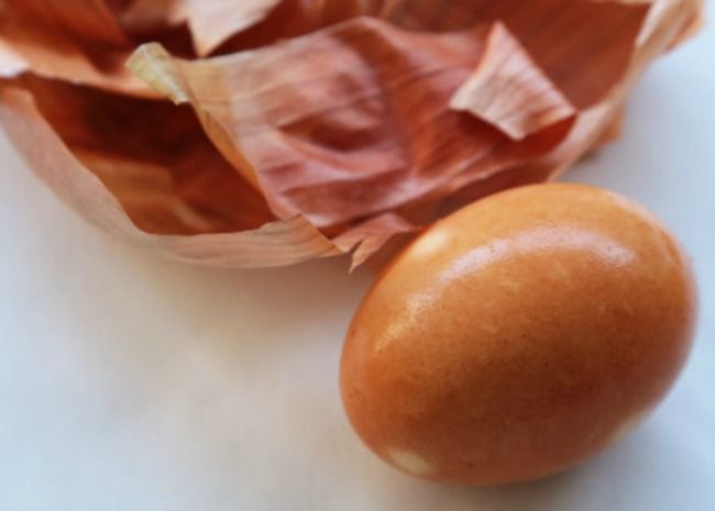 Natural Egg Dye: Brown = Onion Skins