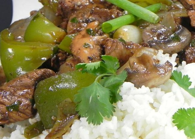 Chicken with Green Peppers in Black Bean Sauce