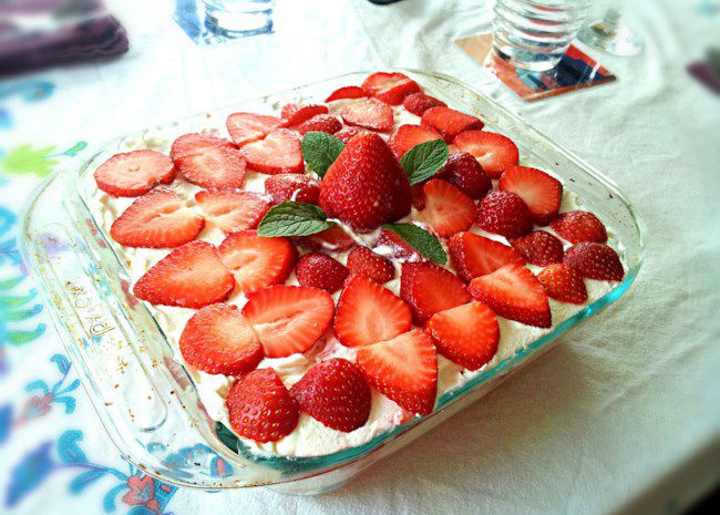 Strawberry Tiramisu Without Eggs