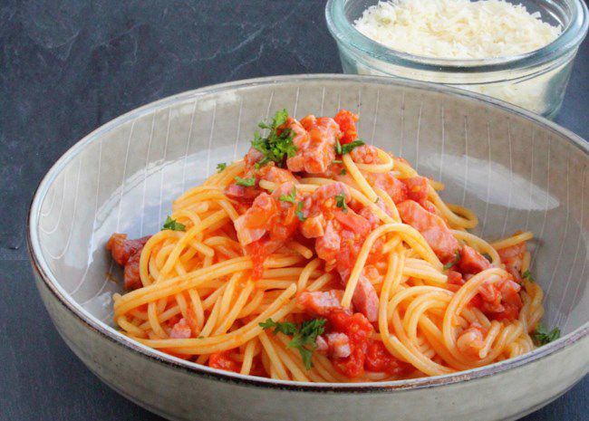 Traditional Spaghetti all'Amatriciana