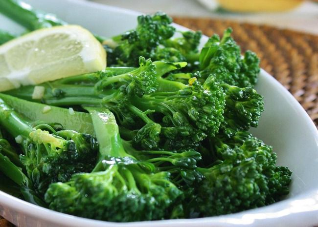 Simple Broccolini