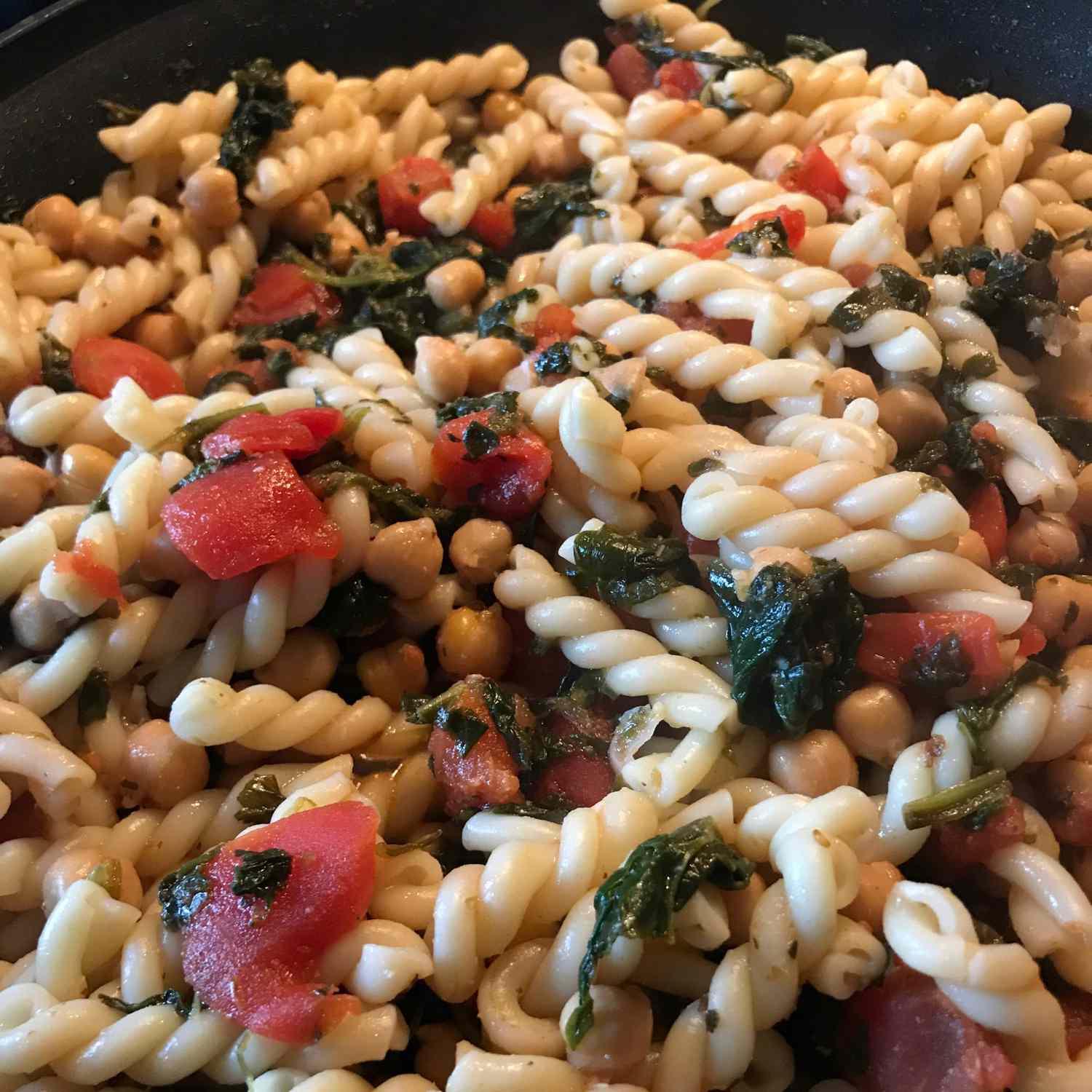 Pasta with Spinach and Chickpeas