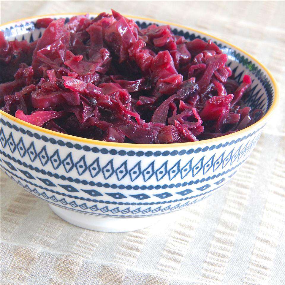 red cabbage in white and blue bowl