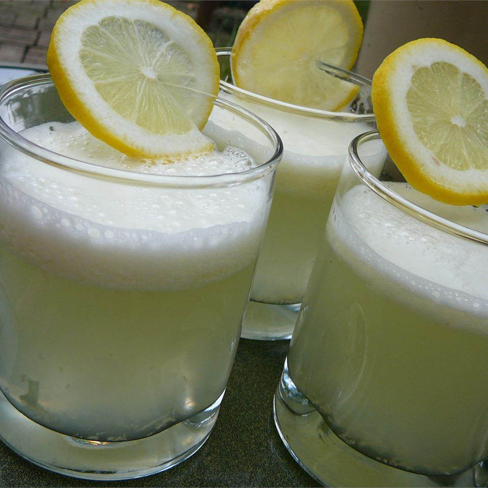 Icy Blender Lemonade