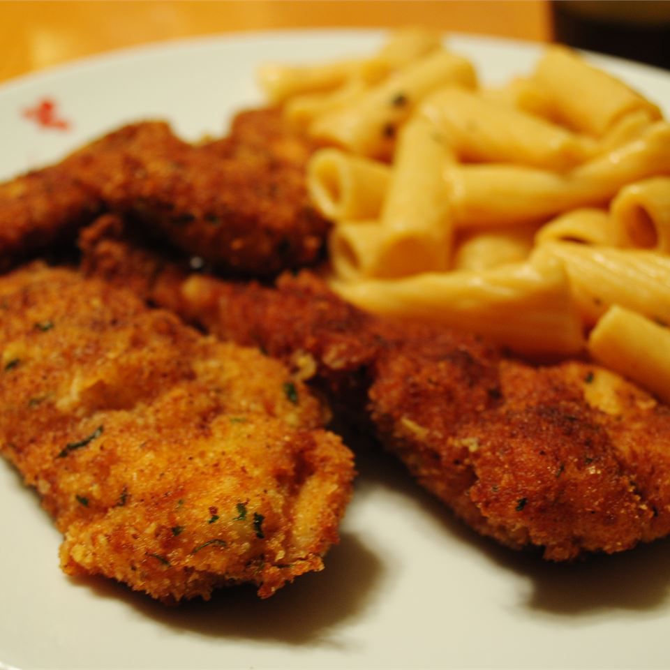 Fried chicken tenders and mac and cheese