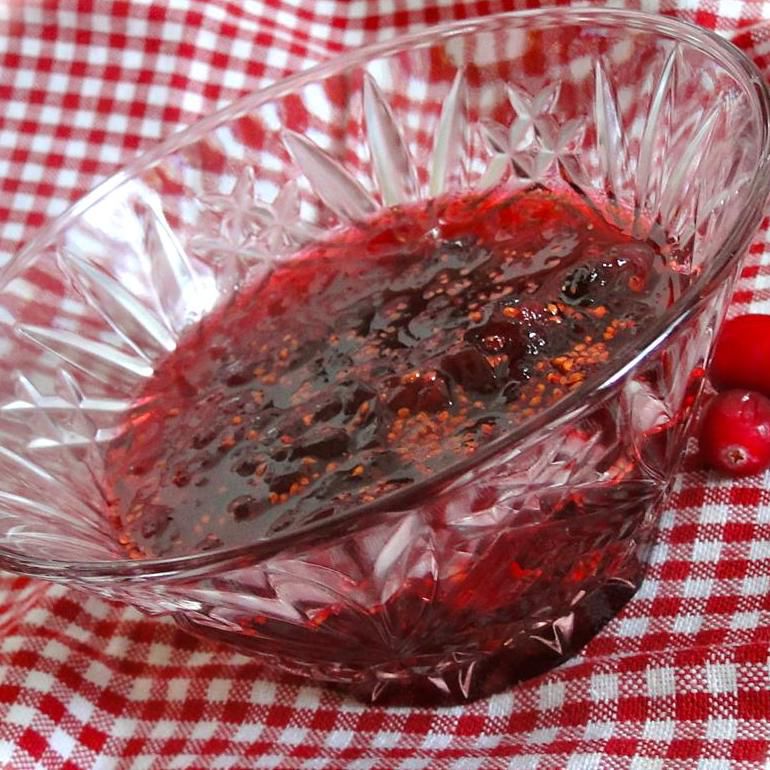 cranberry sauce in a glass bowl