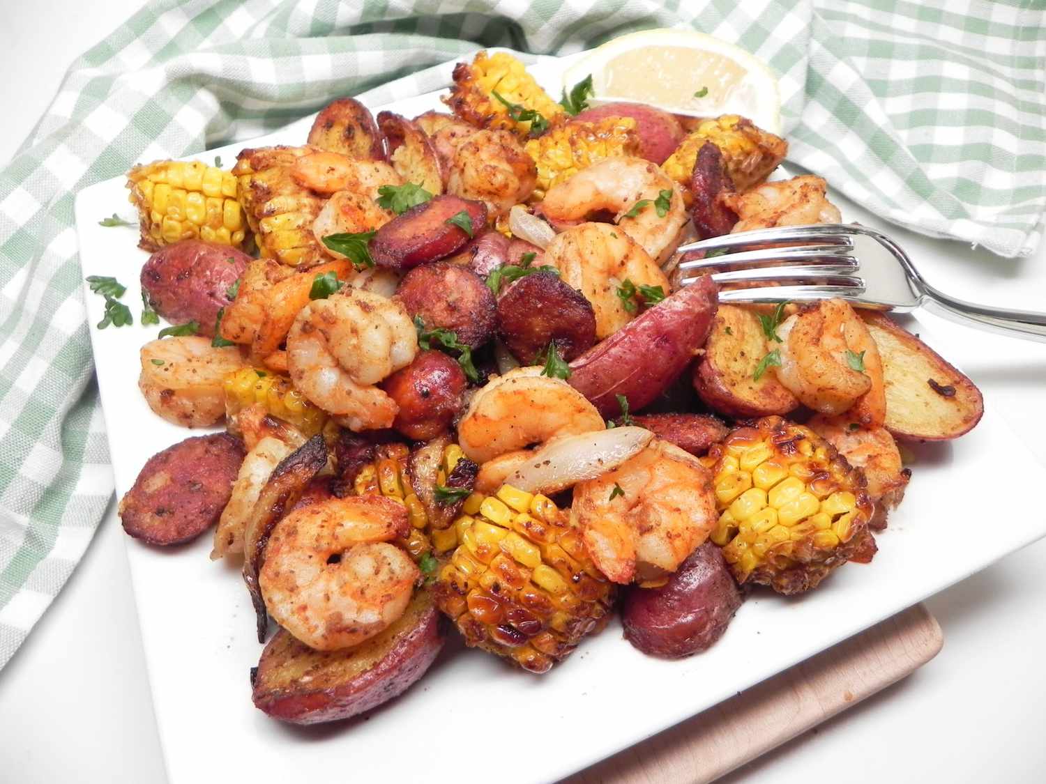shrimp, corn, and sausage boil