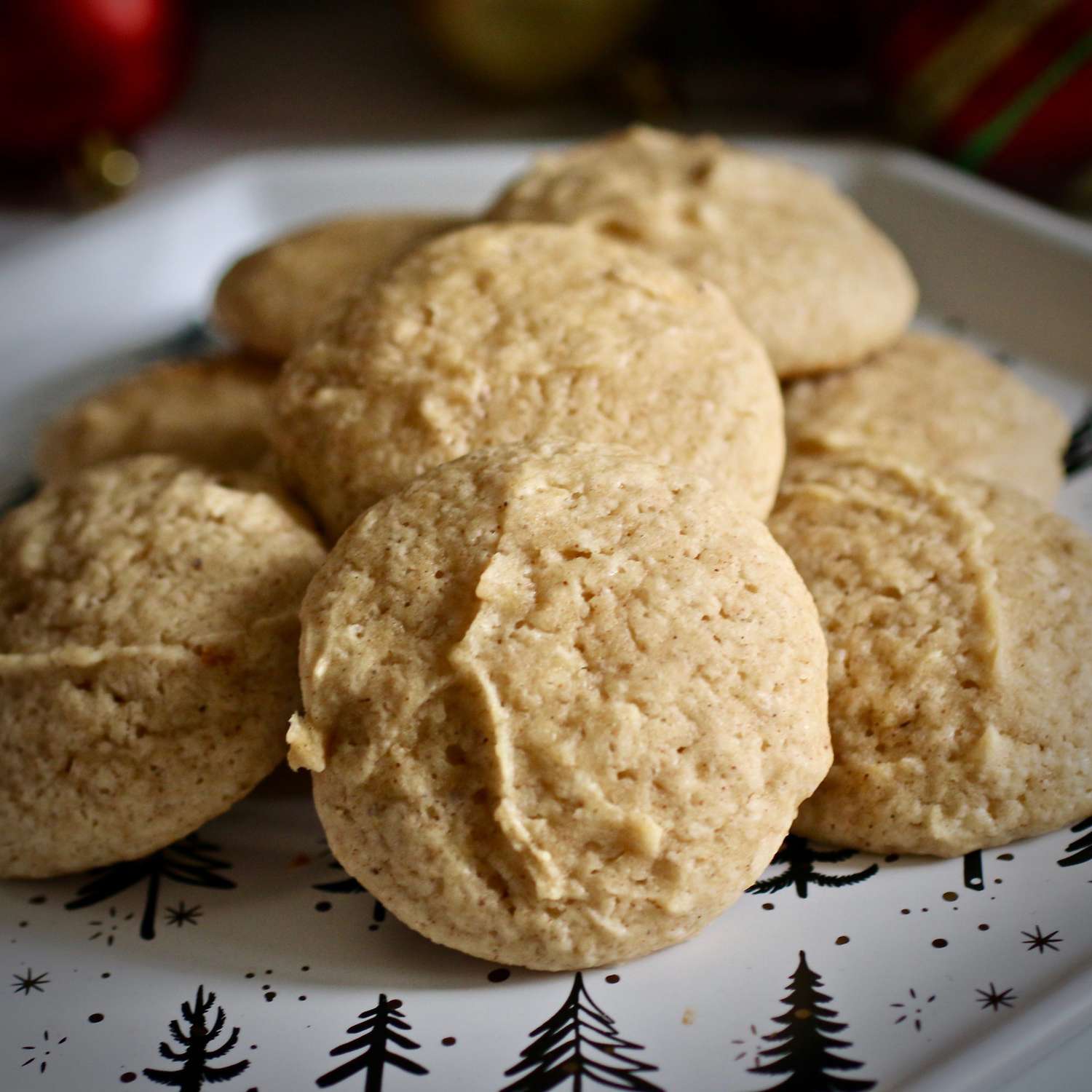 eggnog cookies on seasonal plate