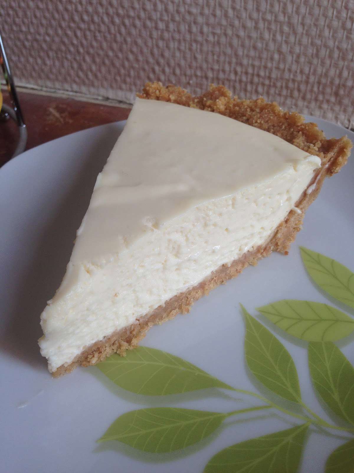 slice of easy lemon cheesecake