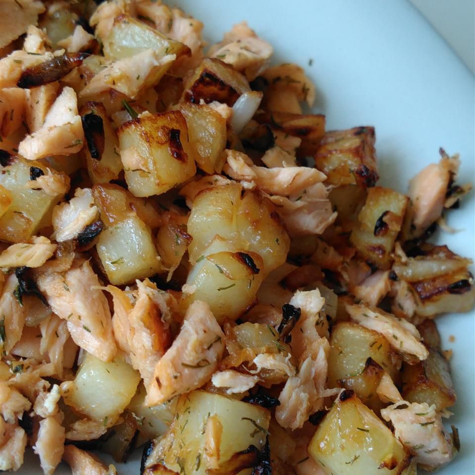 Salmon Hash with Potatoes and Dill