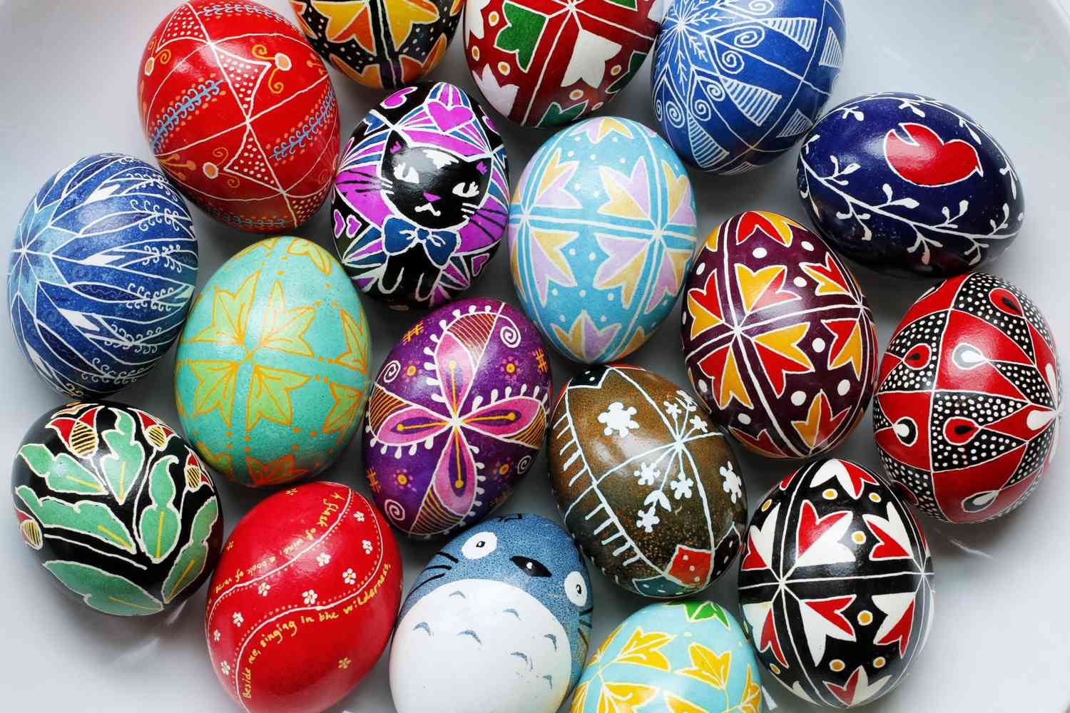 Set of 5 Wooden Ukrainian Pysanky Easter Egg Key Chains 