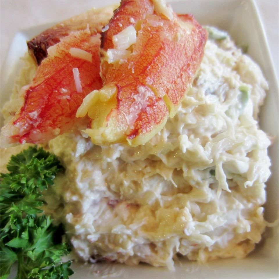 cold crab dip with crab claws on top
