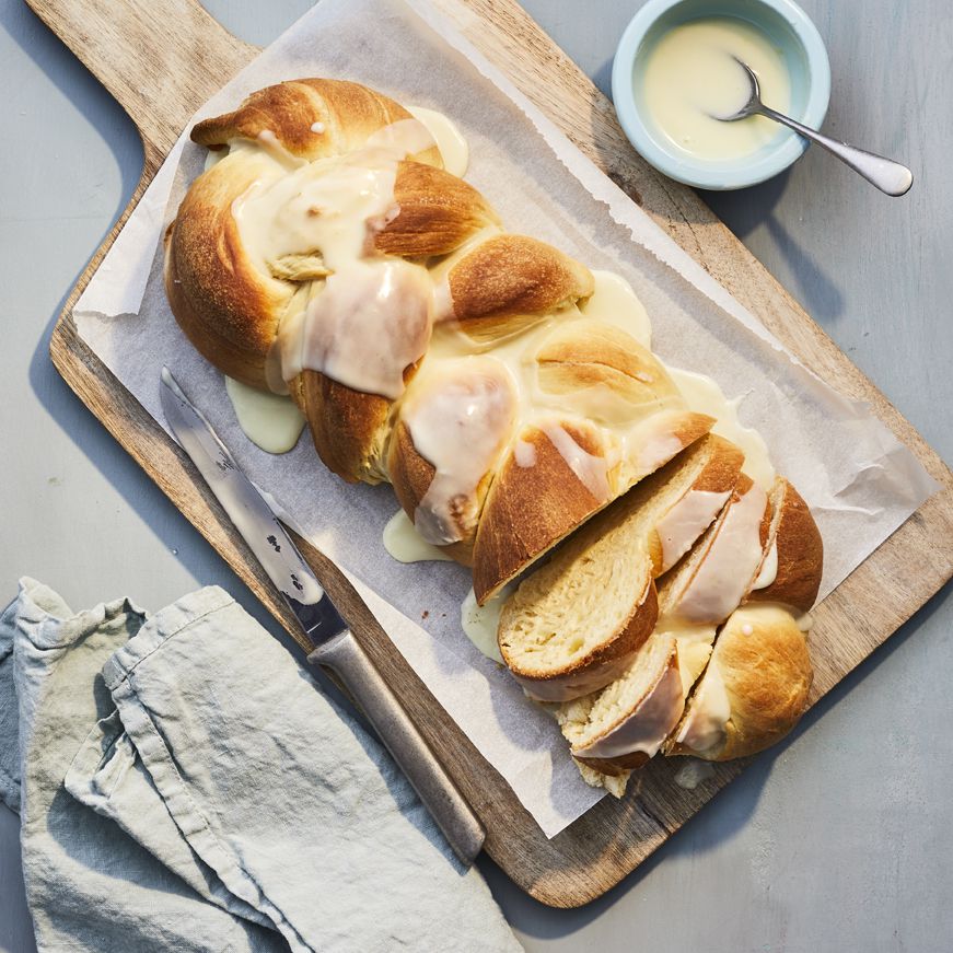 Greek Easter Bread 