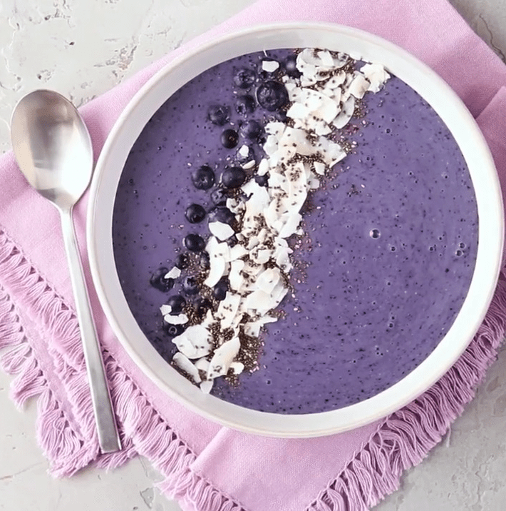 Overnight Oats Blueberry Smoothie Bowl with coconut chia seeds