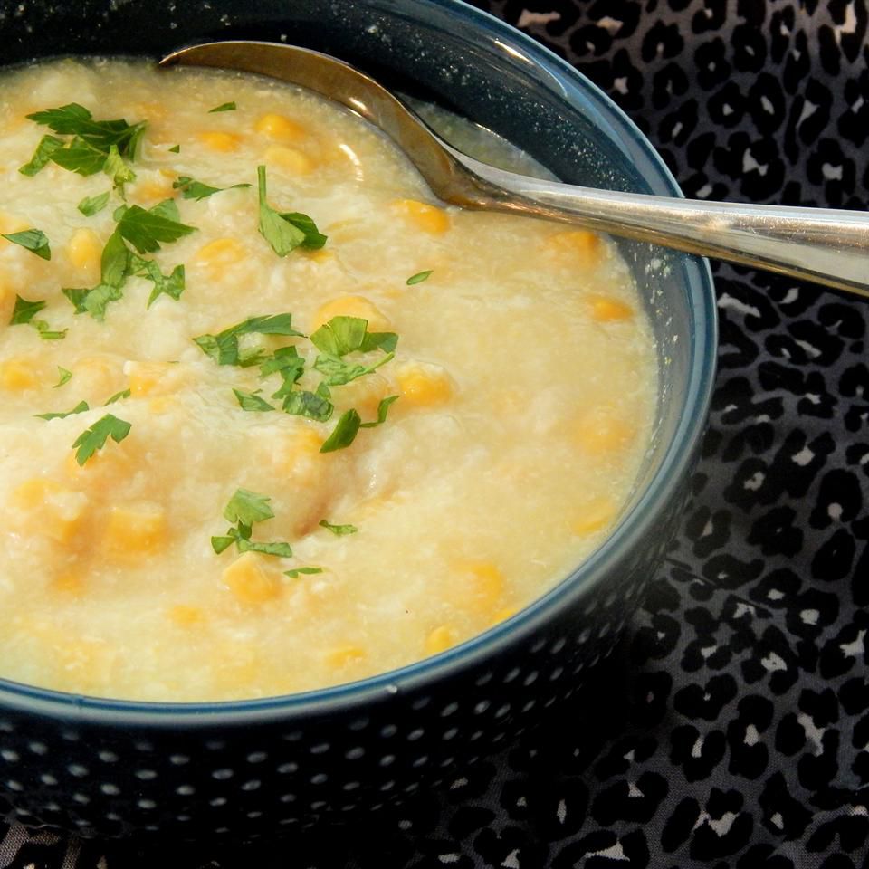 Slow Cooker Chicken and Corn Congee