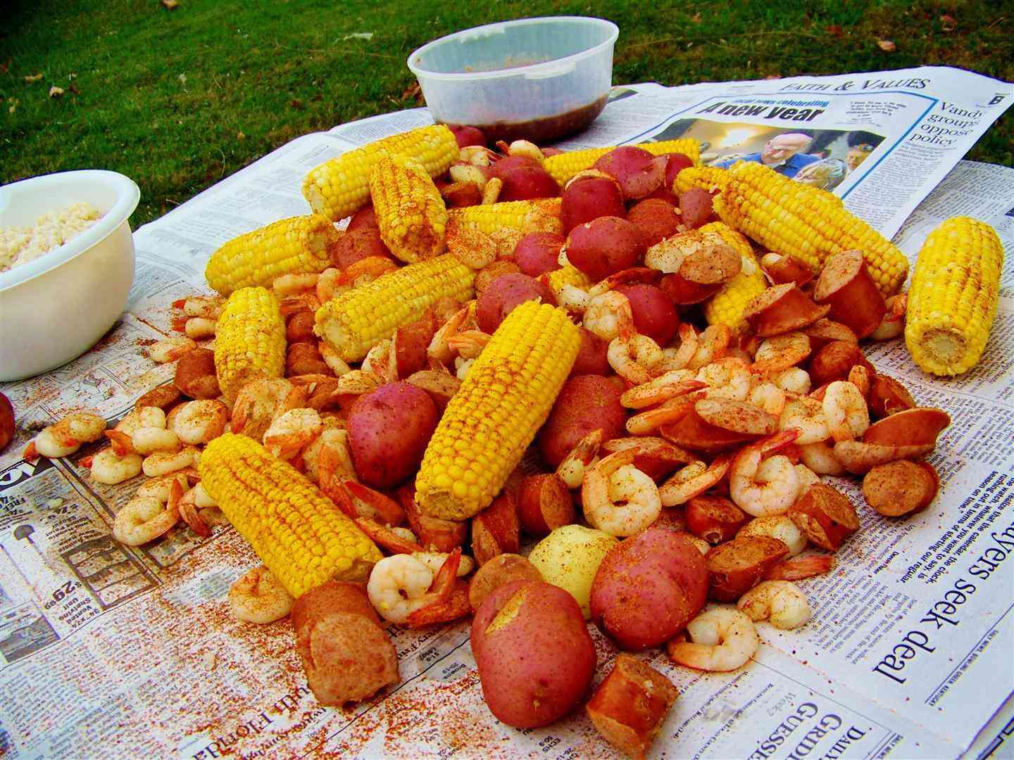 723553_original Daves Low Country Boil by Baasinator spread on newspaper 10.24.11