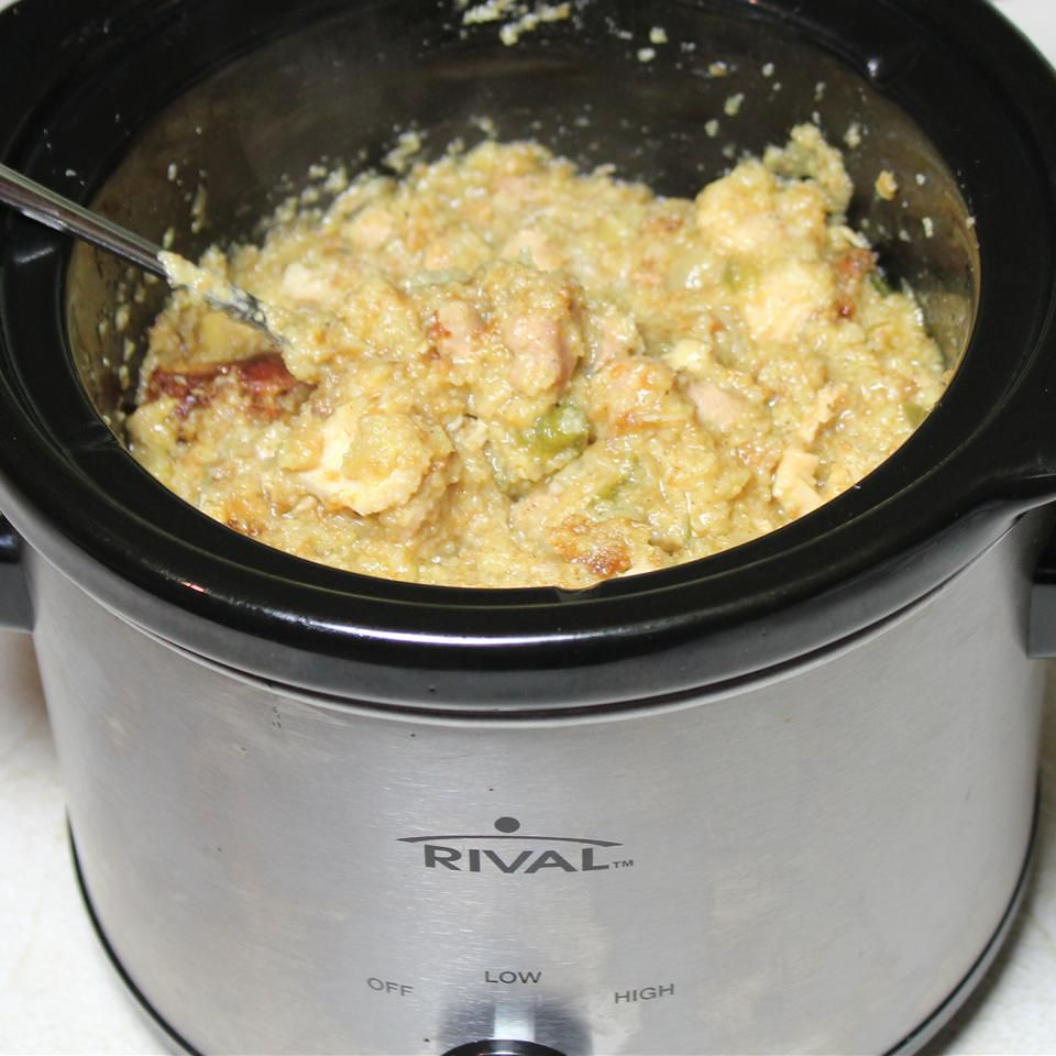 slow cooker chicken and dressing
