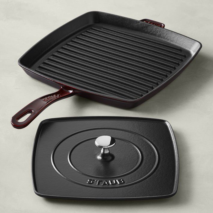 square grill pan in maroon with press