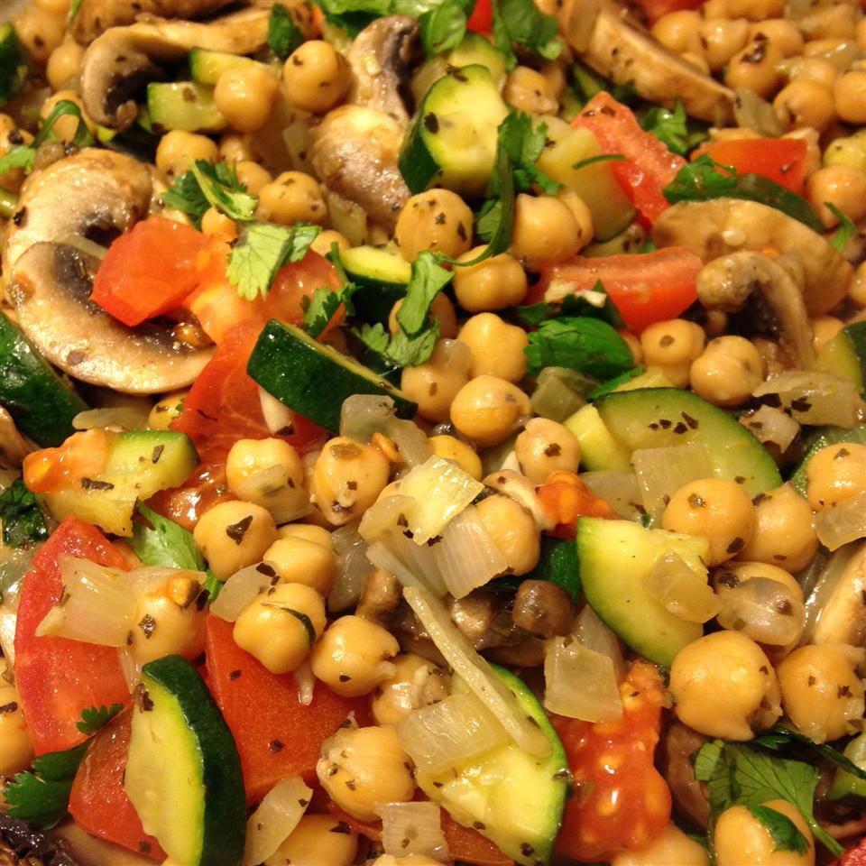 chickpea, tomatoes, zucchini, mushrooms, and onions