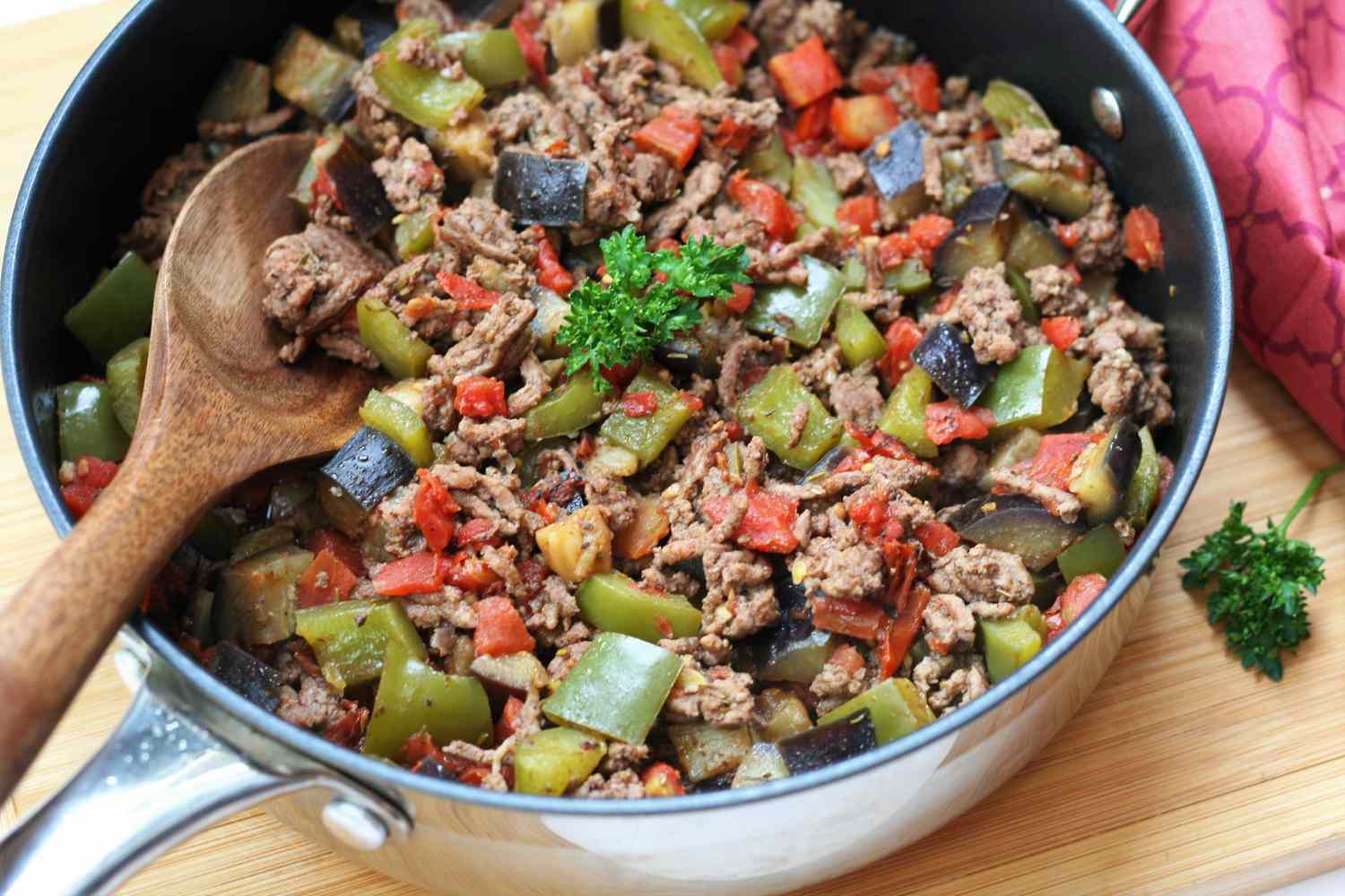Spicy Low-Carb Eggplant with Beef and Tomatoes