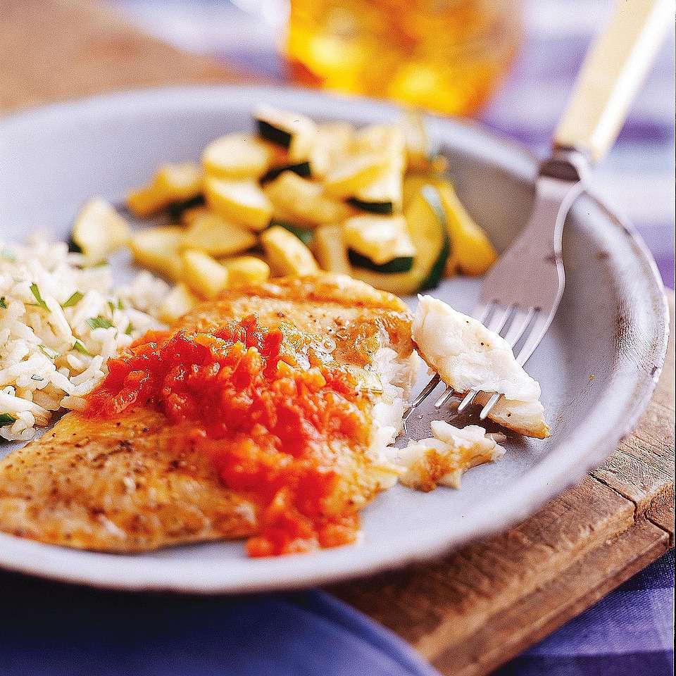 Catfish with Red Pepper Sauce 