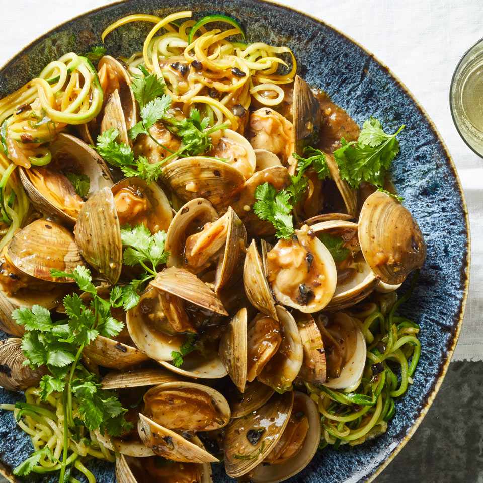 Black Bean Clams with Two Noodles 