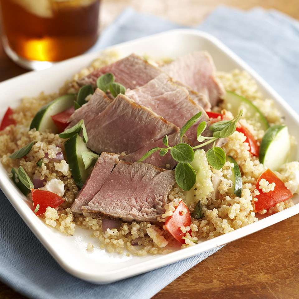 Quinoa Salad with Seared Tuna 