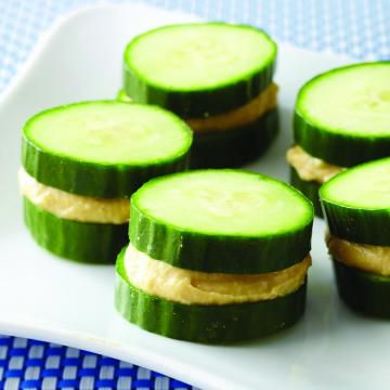 cucumber hummus sandwiches