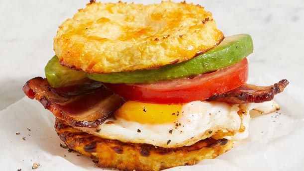 egg and bacon cauliflower breakfast sandwich