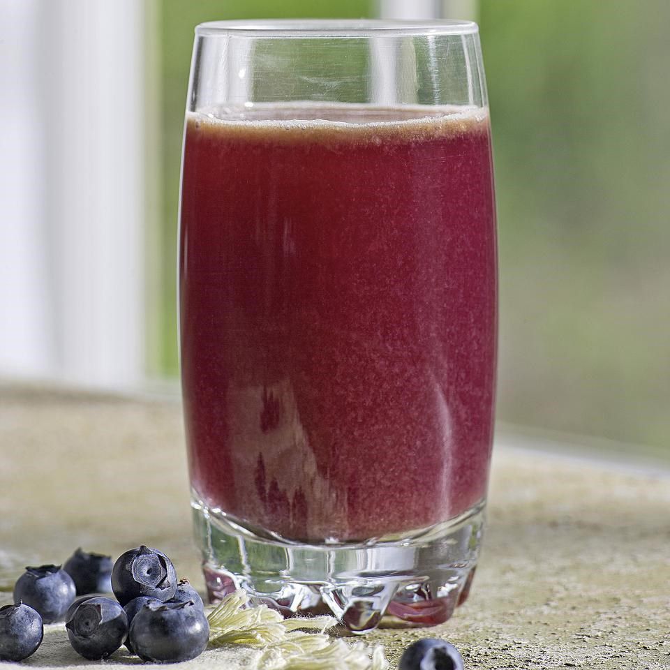 Day 4: Blueberry-Cabbage Power Juice