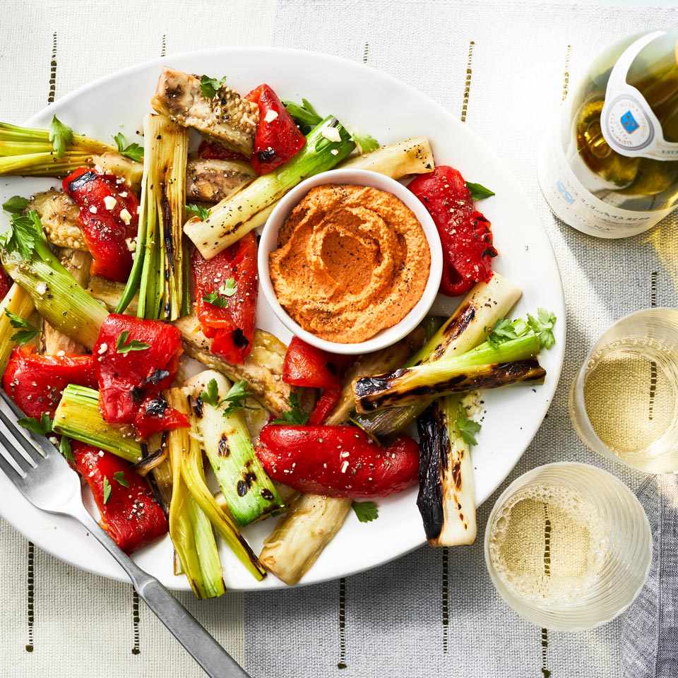 Grilled Vegetable Platter with Romesco Sauce 