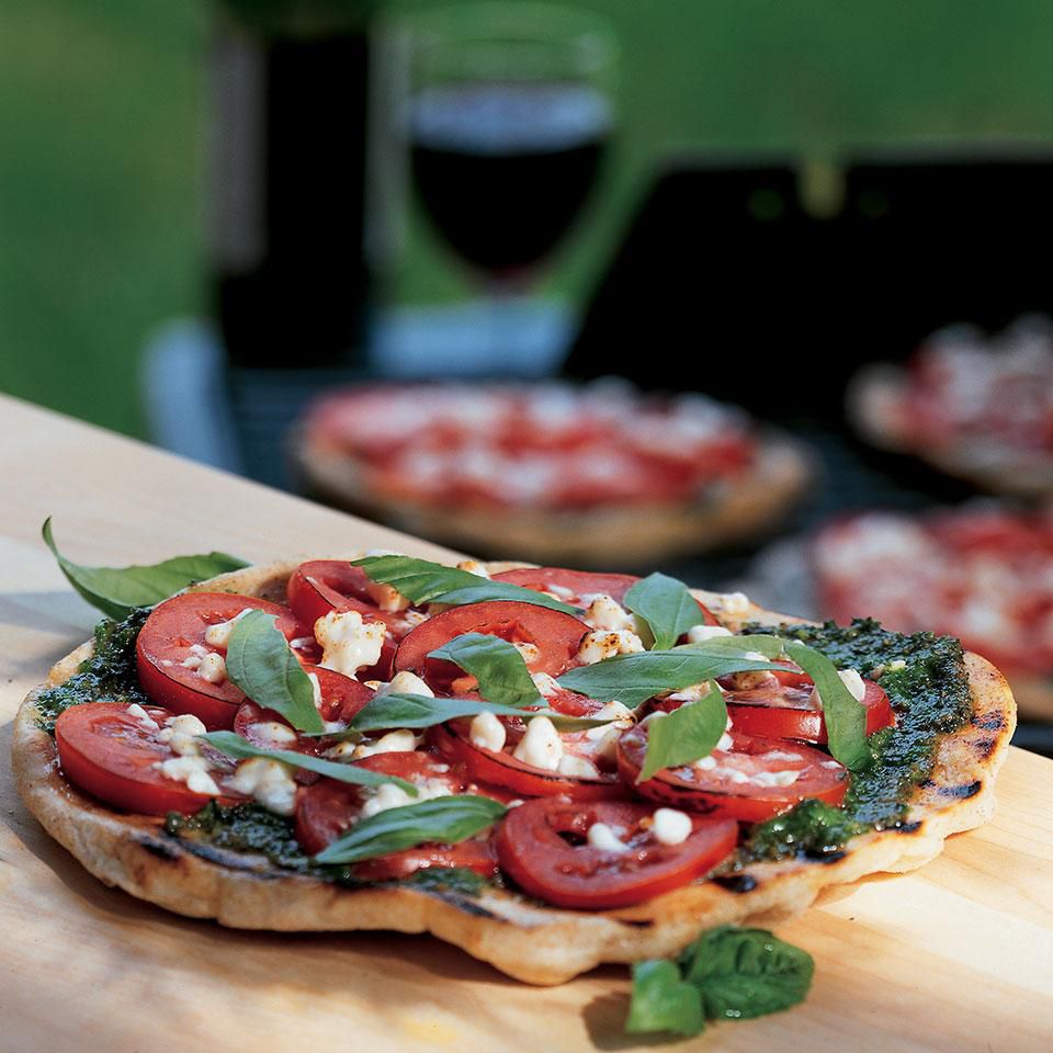 Grilled Pizza with Pesto, Tomatoes &amp; Feta