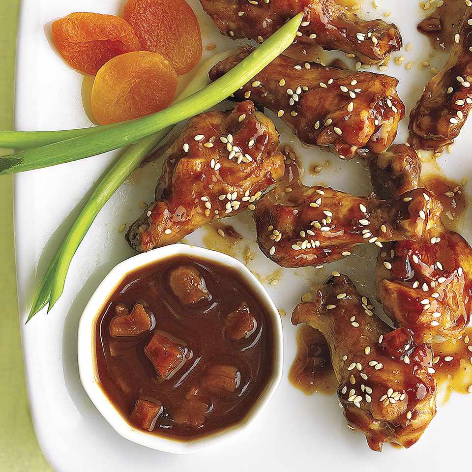 Ginger-Lime Chicken Wings with Garlicky Peanut Sauce 