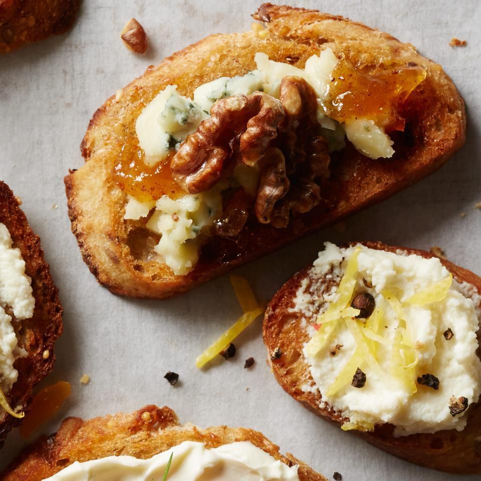 Fig & Blue Cheese Toast 