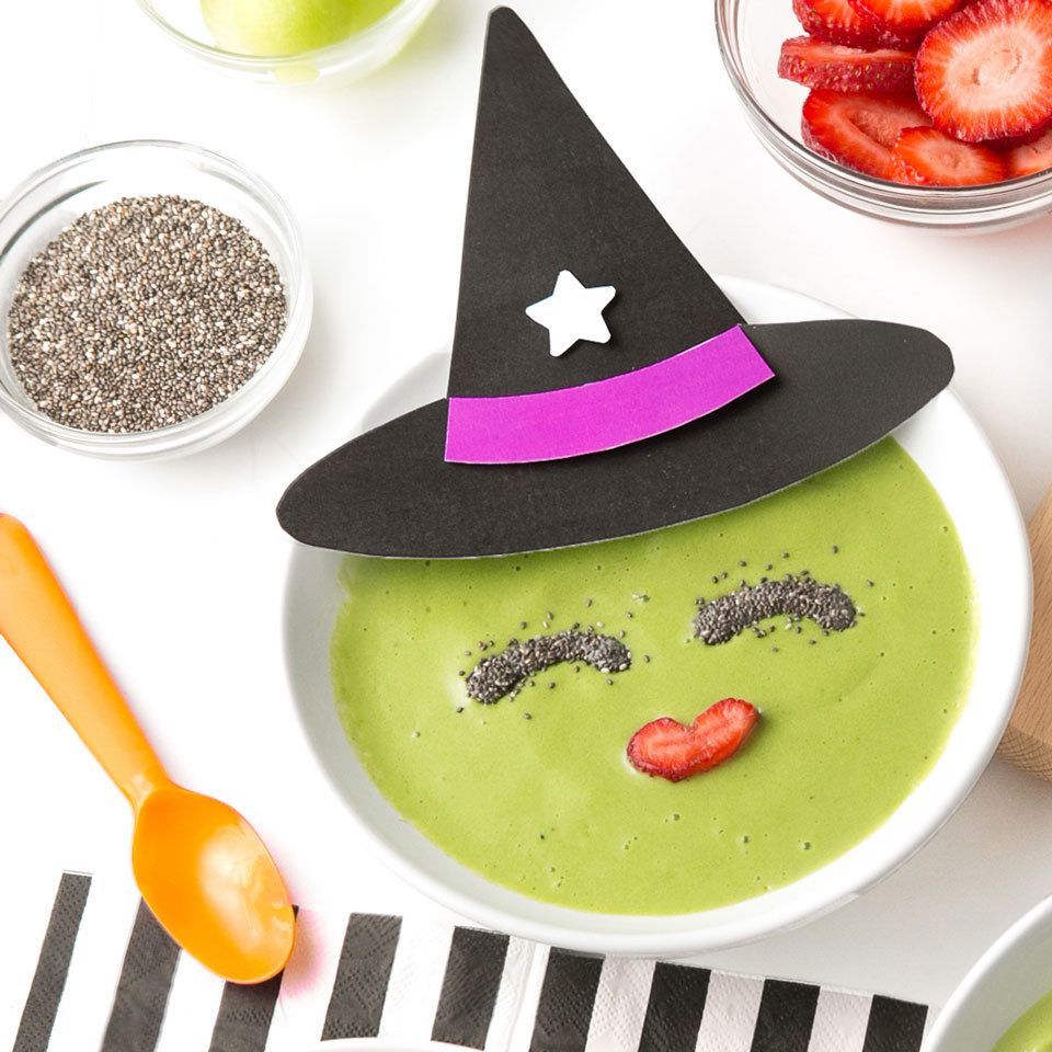 Witch Smoothie Bowl 
