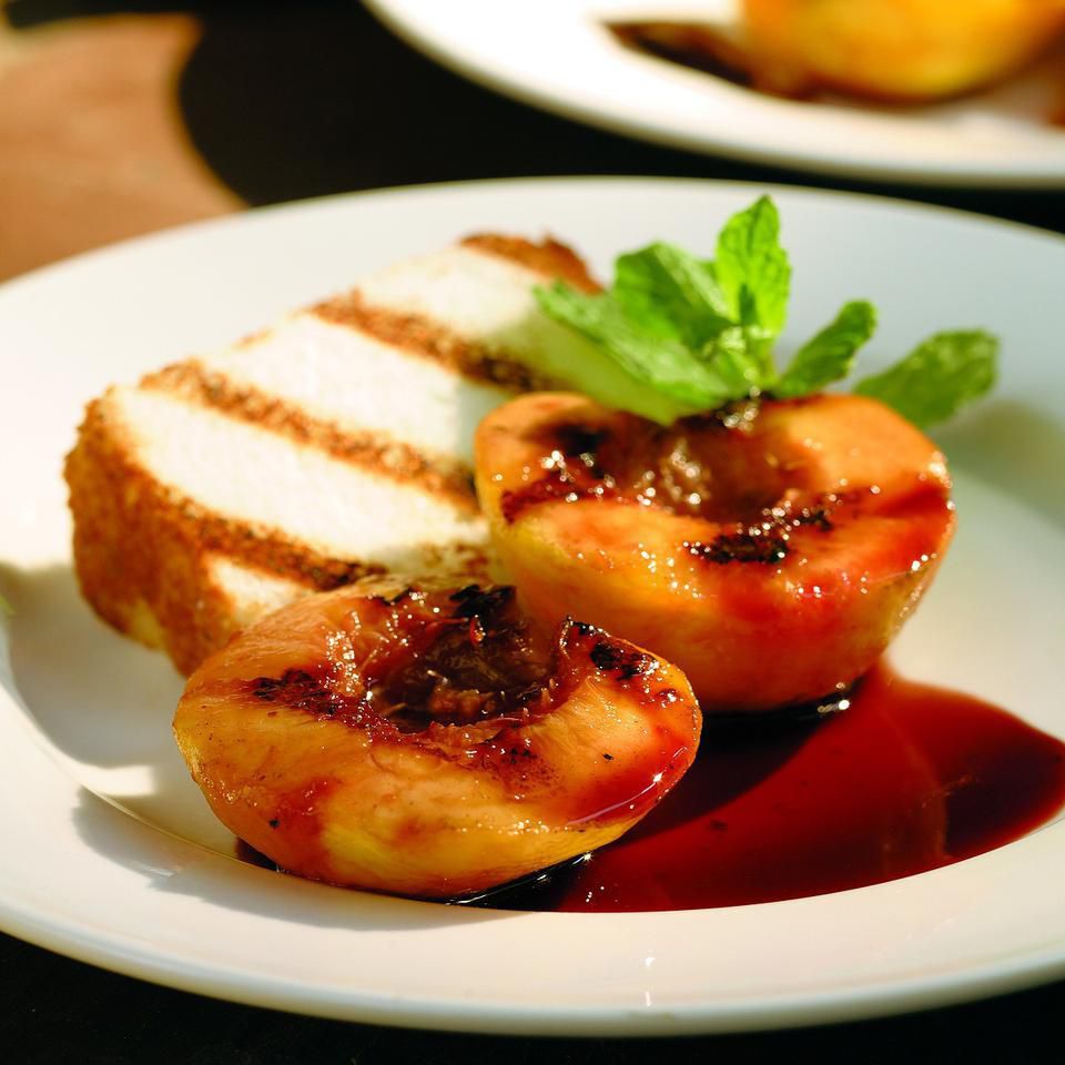 Grilled Peaches & Angel Food Cake with Red-Wine Sauce 